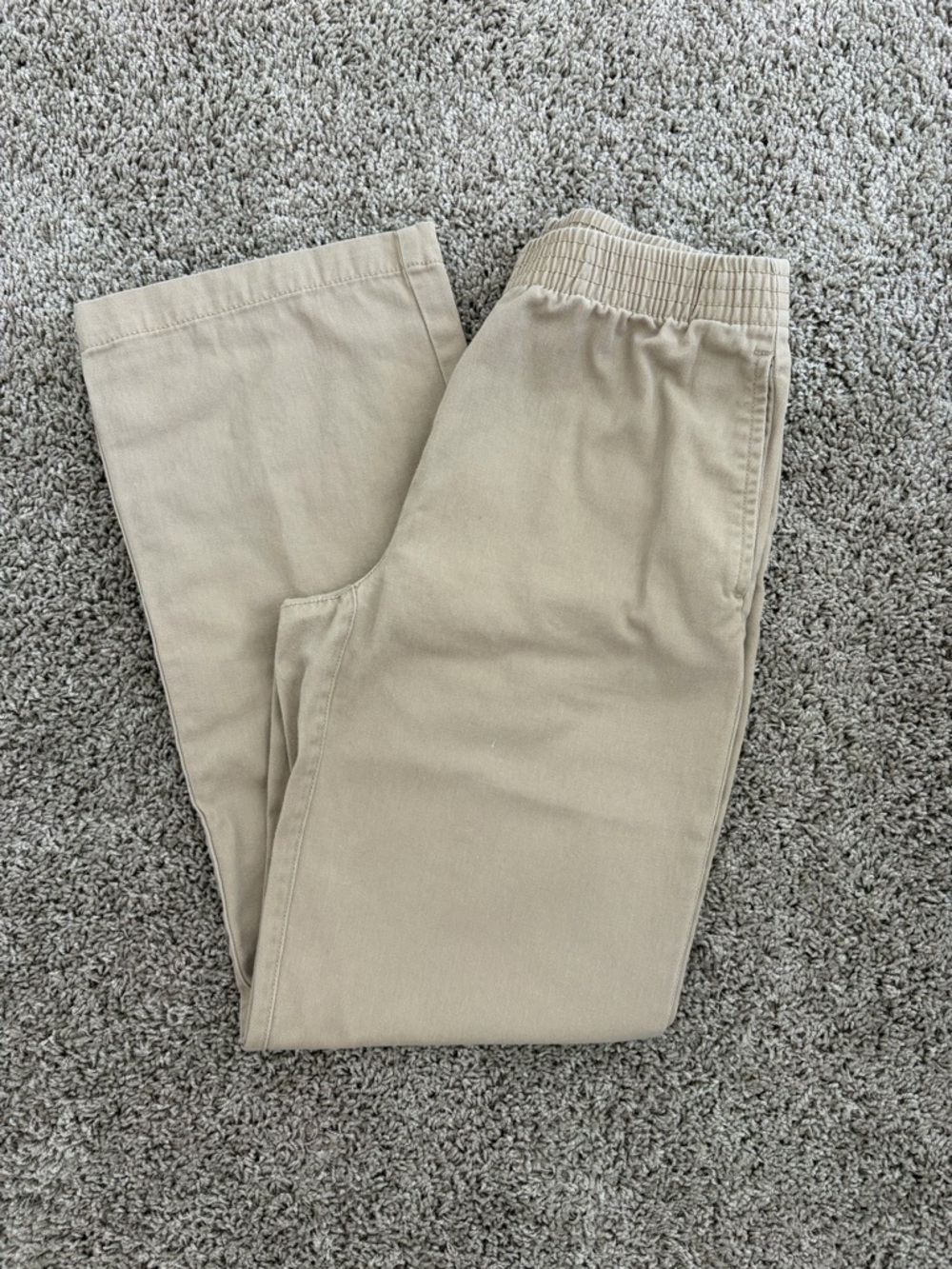 Aritzia TNA Christie Khaki Pants